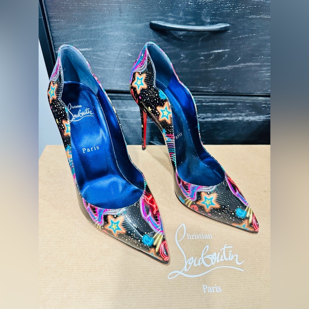 Christian Louboutin Hot Chick 100 Patent Pumps New with Box